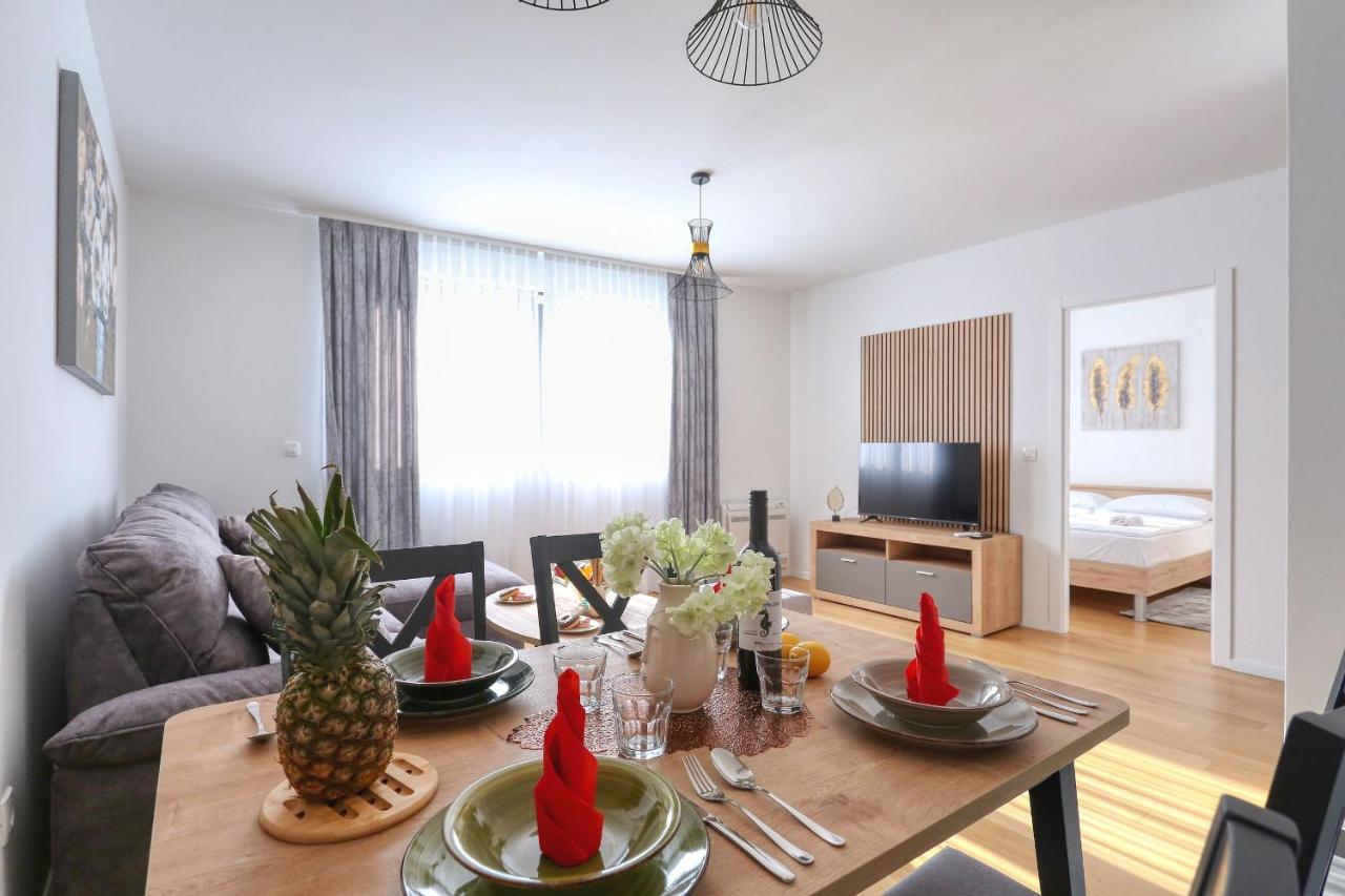 Apartments Perla With Free Parking ซาดาร์ ภายนอก รูปภาพ