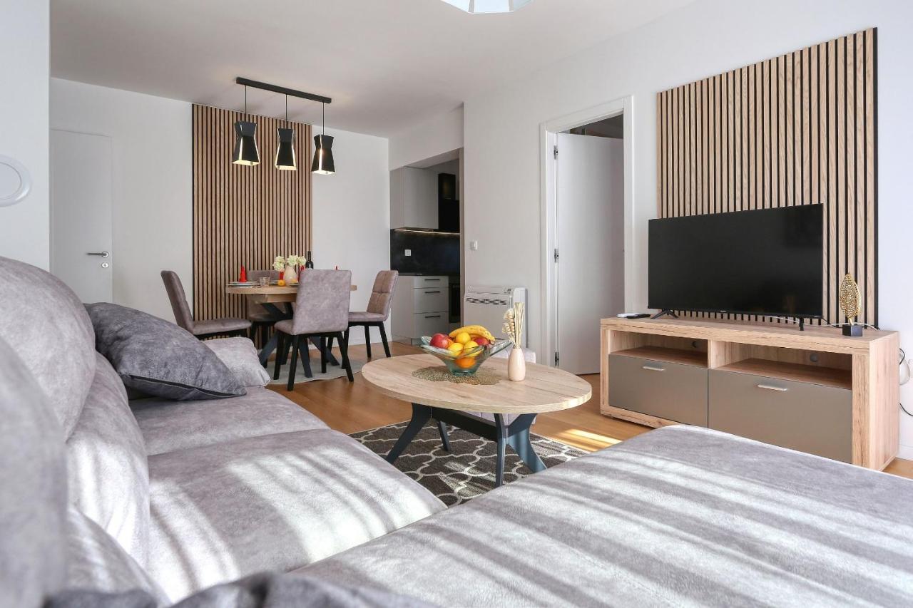 Apartments Perla With Free Parking ซาดาร์ ภายนอก รูปภาพ