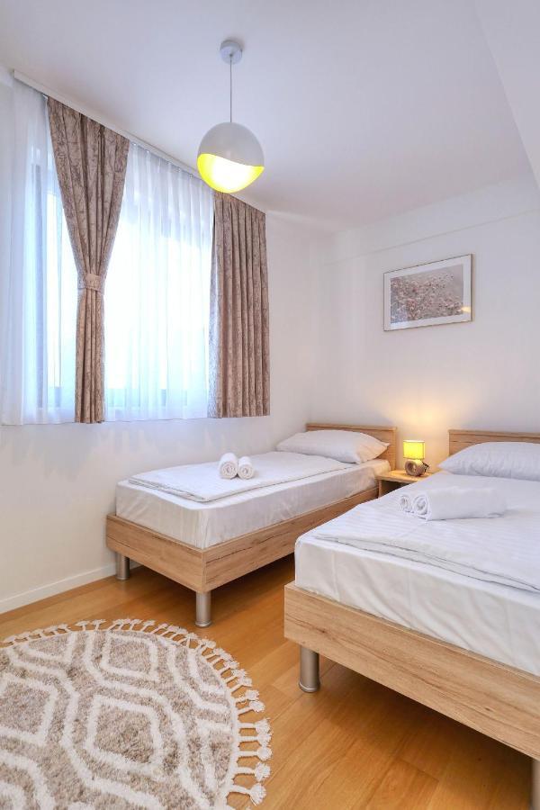 Apartments Perla With Free Parking ซาดาร์ ภายนอก รูปภาพ